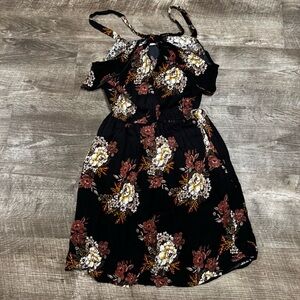 Chloe & Katie Floral Mini Dress Size Medium